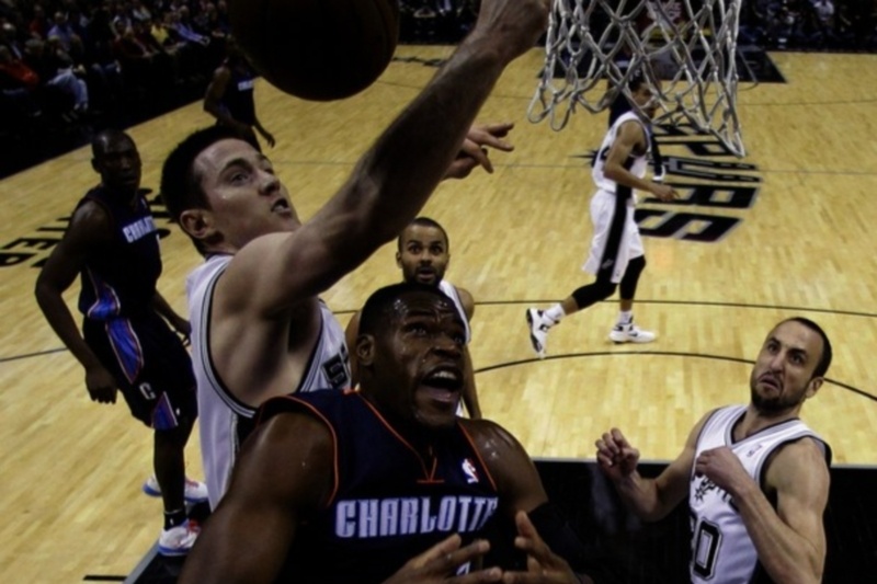 Σαν Αντόνιο Σπερς: Εύκολα τους Μπόμπκατς (video)