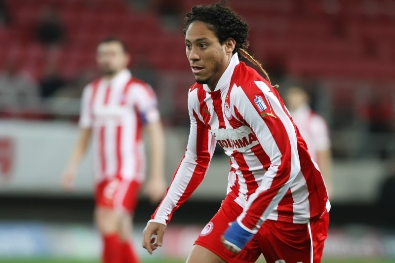 Πίνο: «Να σέβομαι τη φανέλα του Ολυμπιακού»