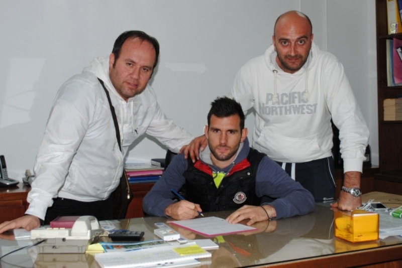 Απόλλων Σμύρνης: Εκπληξη με Ρόβα!