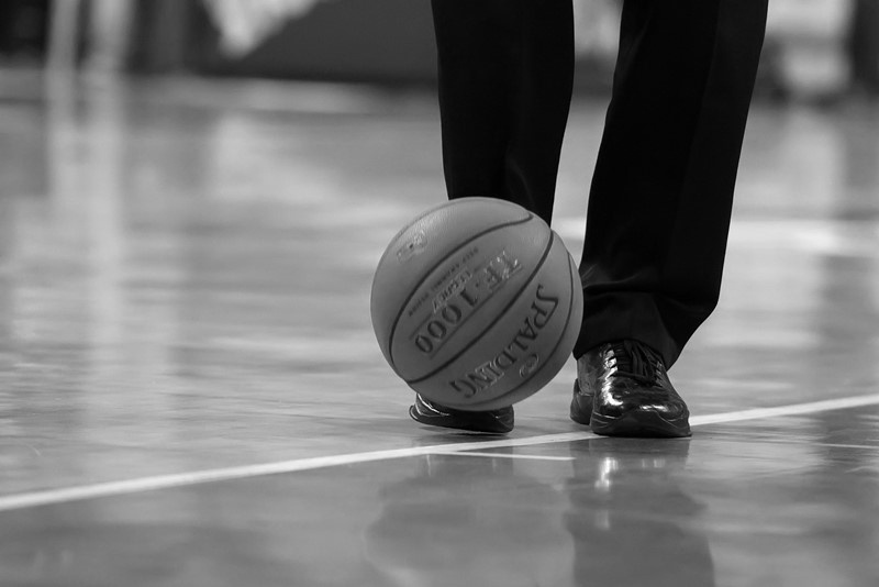 Απεβίωσε ο Κώστας Τσαπάρας