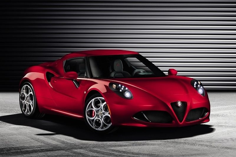 Παγκόσμια πρεμιέρα Alfa Romeo 4C