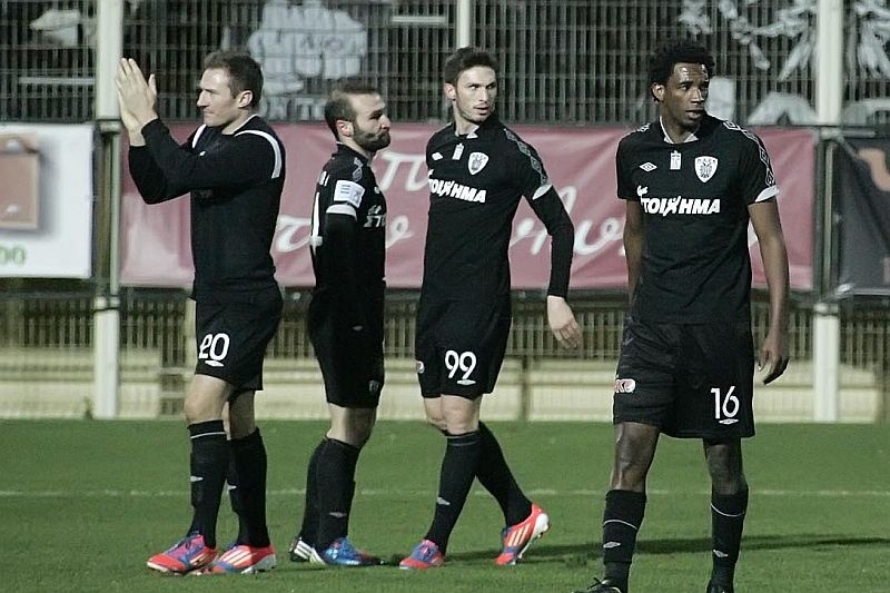 ΠΑΟΚ: Ξανά εκτός ο Φωτάκης, μέσα «Κατσούρ», Λόρενς