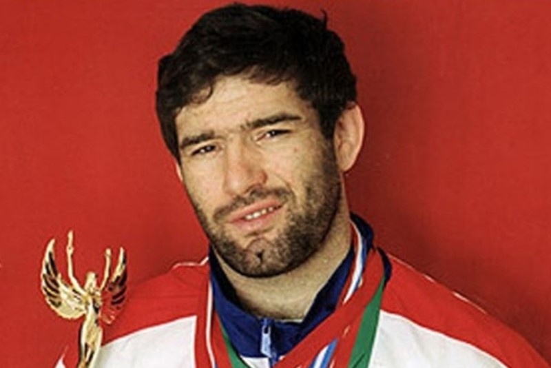 Πάλη: Επέστρεψε το χρυσό Ολυμπιακό Μετάλλιο ο Μουρταζαλίεφ