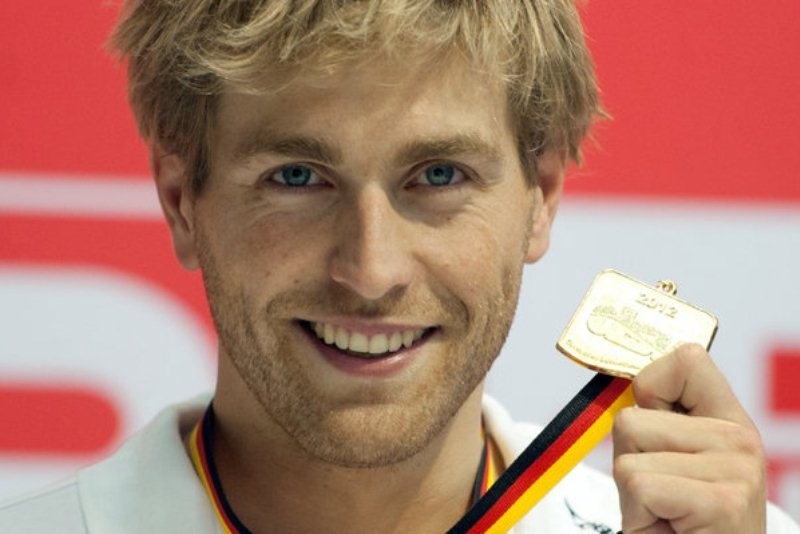 Αποχωρεί από την ενεργό δράση ο Μεέουβ