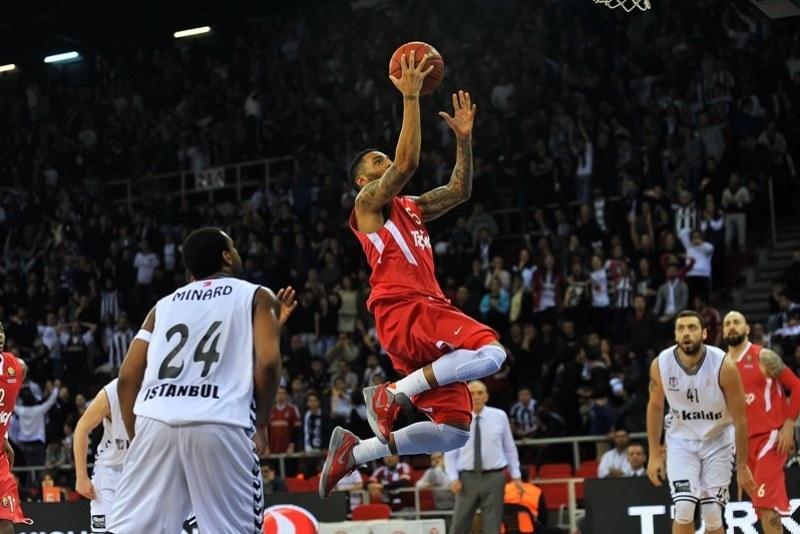 Ολυμπιακός: Οι καλύτερες φάσεις στο «Αμπντί Ιπεκτσί» (video)