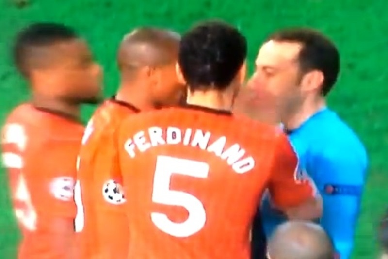 Μάντσεστερ Γιουνάιτεντ: Το… χειροκρότημα του Φέρντιναντ στον Τσακίρ (video)