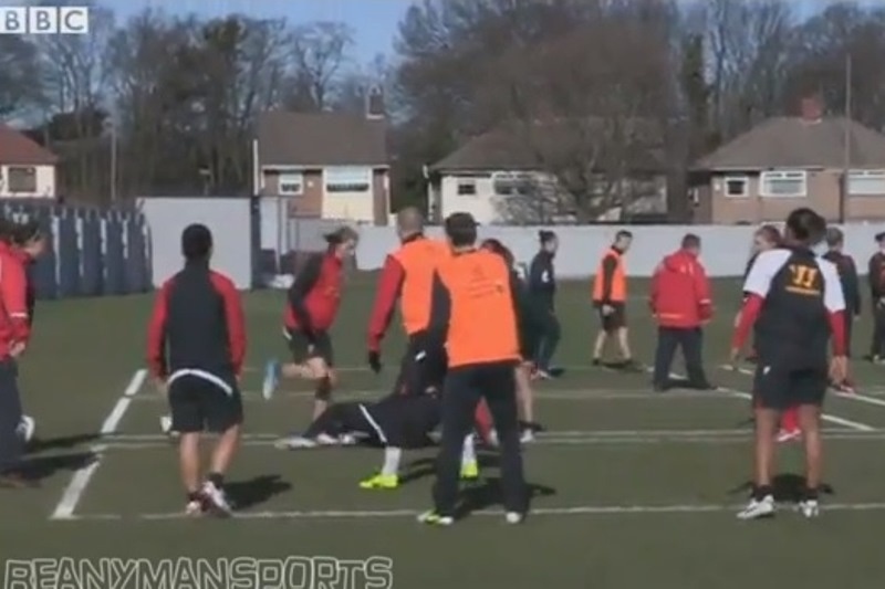 Λίβερπουλ: Όχι και στις… γυναίκες, Σουάρεζ! (videos)