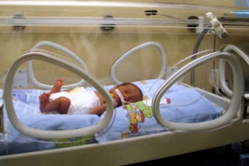 Σοκαριστικό: 11χρονη γέννησε το παιδί του ξαδέλφου της που τη… βίαζε!