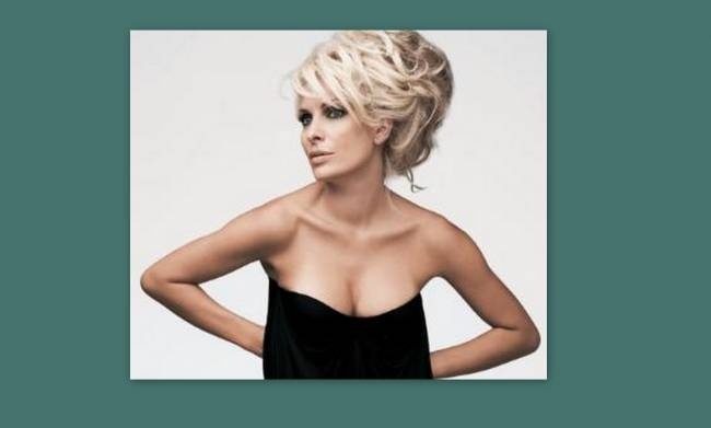 Πέθαναν και την… Ελένη Μενεγάκη!