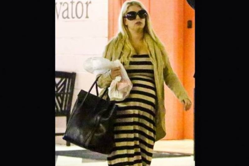 Jessica Simpson: Ακόμα και εγκυμονούσα είναι σέξι!