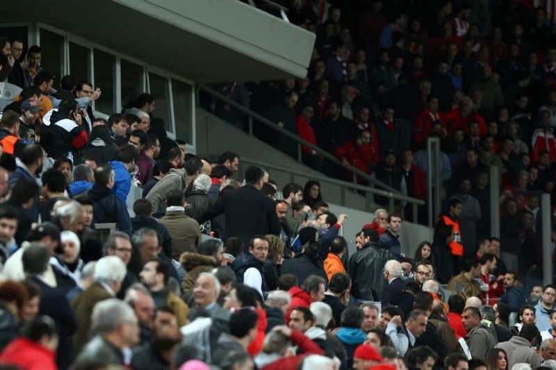 Ένταση με δημοσιογράφο στο «Καραϊσκάκης»