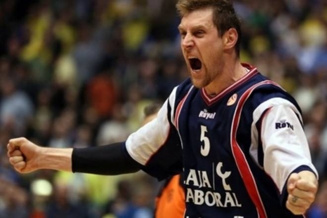 Νίκη-πρόκριση για Κάχα, 76-64 τη Σιένα