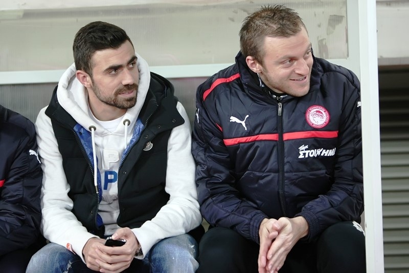 Ολυμπιακός: Ατομικό οι Μανιάτης, Αβραάμ