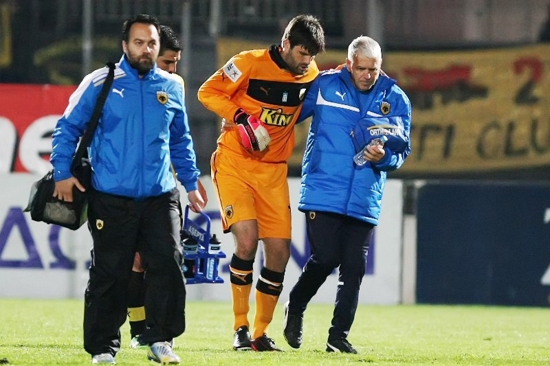 ΑΕΚ: Τέλος η σεζόν για Κωνσταντόπουλο