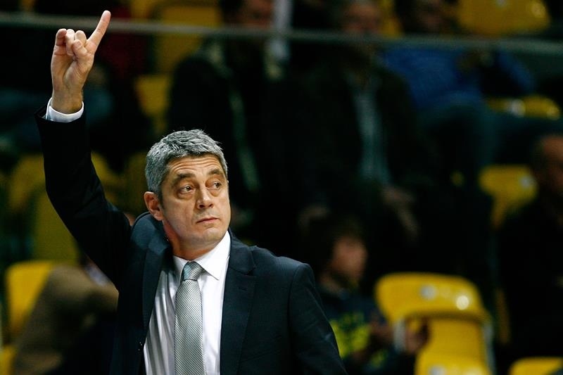 Μαχμούτι: «Εμπιστεύομαι τους παίκτες μου»