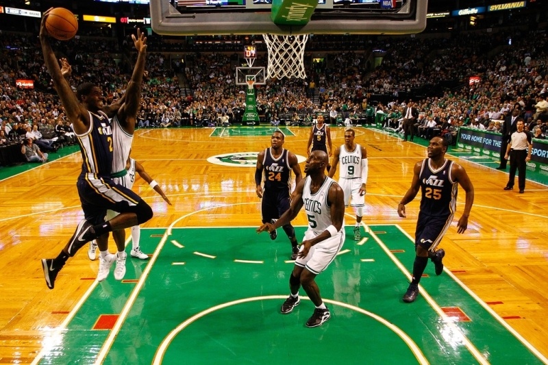 Γιούτα Τζαζ: Επιστροφή για Ουίλιαμς και Μπαρκς