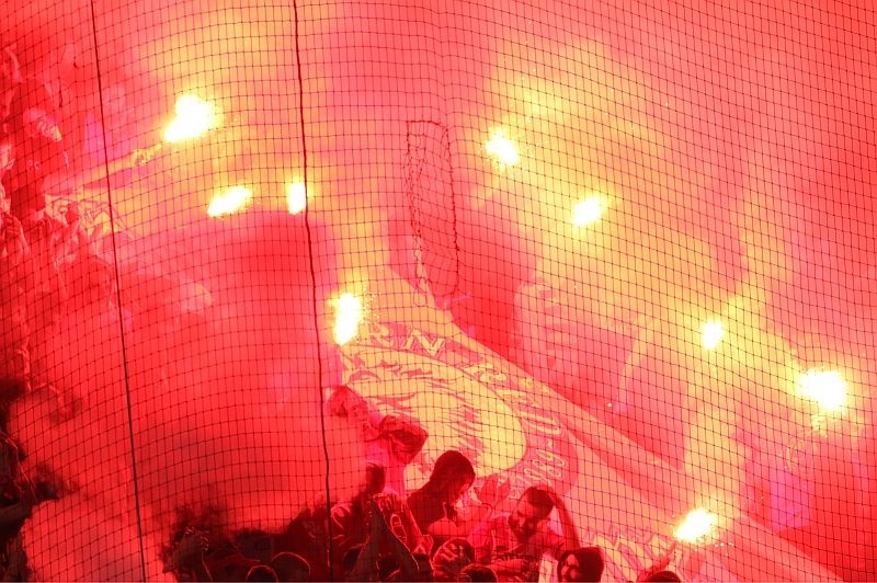 Οργή... λαού στο Φάληρο