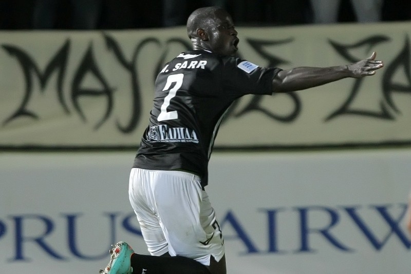 ΟΦΗ: Νάρθηκας για Σαρ