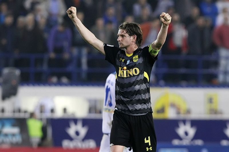 Παπαζαχαρίας: «Δεν αρμόζουν οι πανηγυρισμοί»