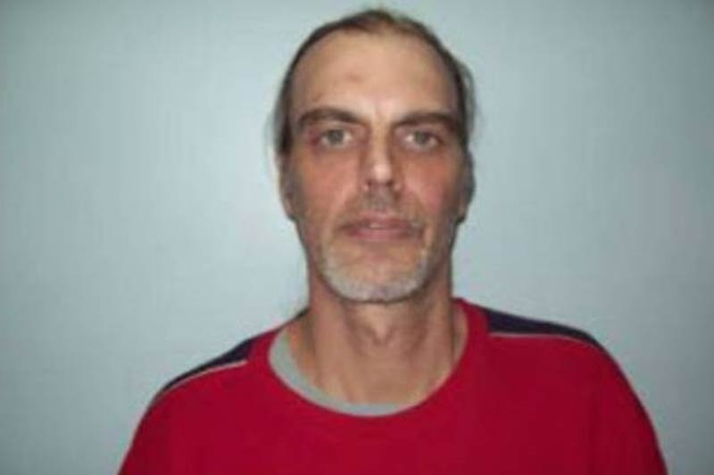 Κοιμόταν επί μέρες δίπλα στη νεκρή κοπέλα του