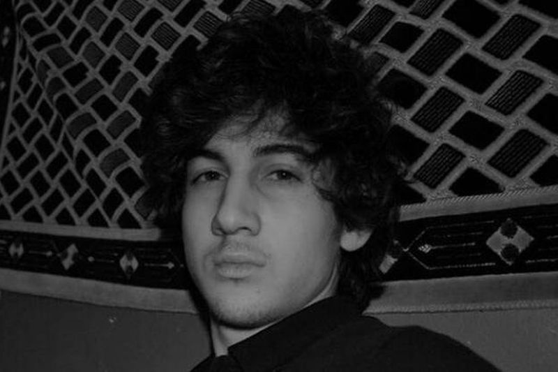 H άγνωστη σχέση του 19χρονου βομβιστή με την «ελληνίδα θεά»