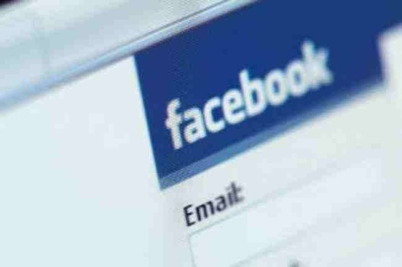 ΣΟΚ: 47χρονος πούλησε το νεογέννητο εγγόνι του μέσω Facebook