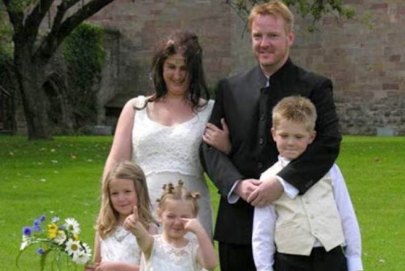 ΣΟΚ: Σκότωσε τα τρία παιδιά του με μαχαίρι και αυτοκτόνησε