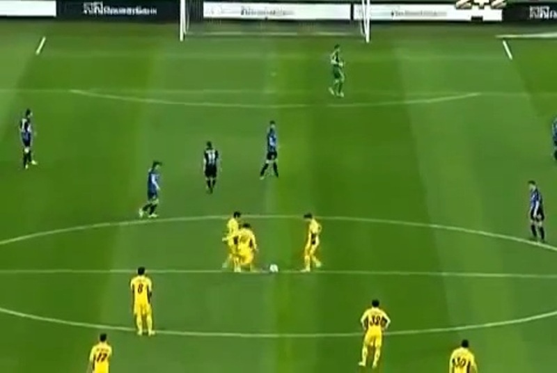 Του το… κόλλησε από το κέντρο! (video)