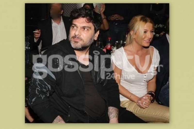 Τόνυ Μαυρίδης: Με την αγαπημένη του στα μπουζούκια