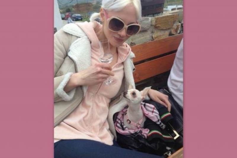 Τζούλια Αλεξανδράτου: Από τις γαλλικές σαμπάνιες... στα κρασιά!