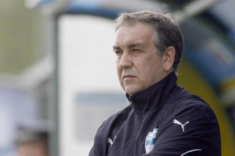 Λεβαδειακός: Επαφές με Ερνάντεθ