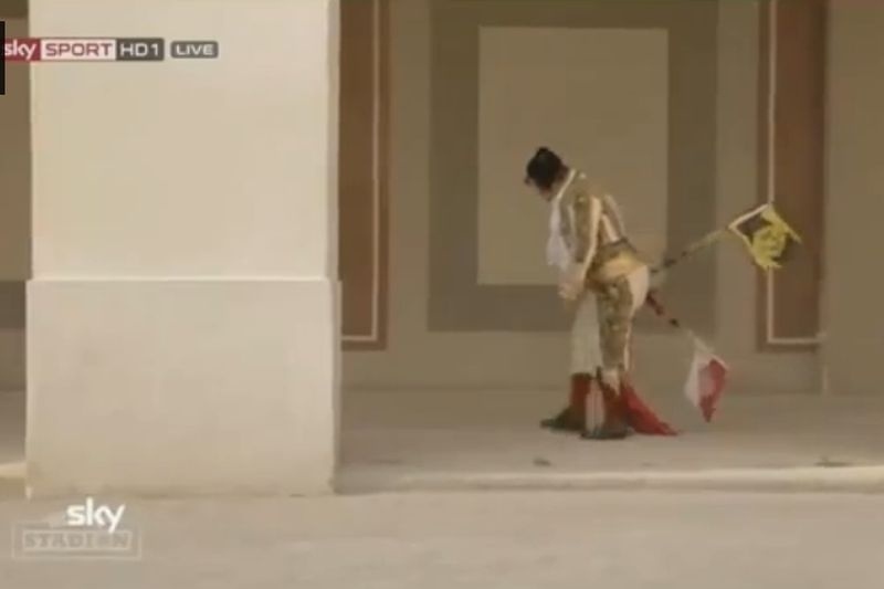 Ετσι... κάρφωσαν τον ταυρομάχο οι Γερμανοί (Video)