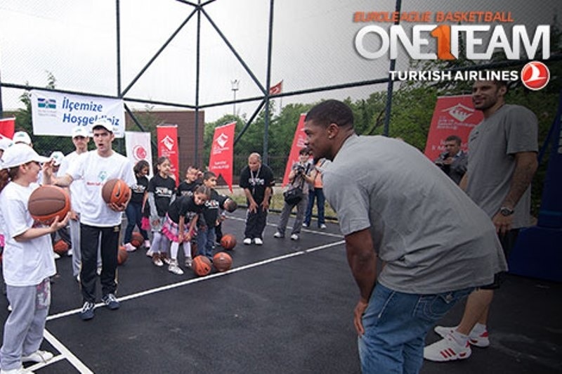 Ολυμπιακός: Πρεσβευτής της One Team στο Λονδίνο ο Χάινς