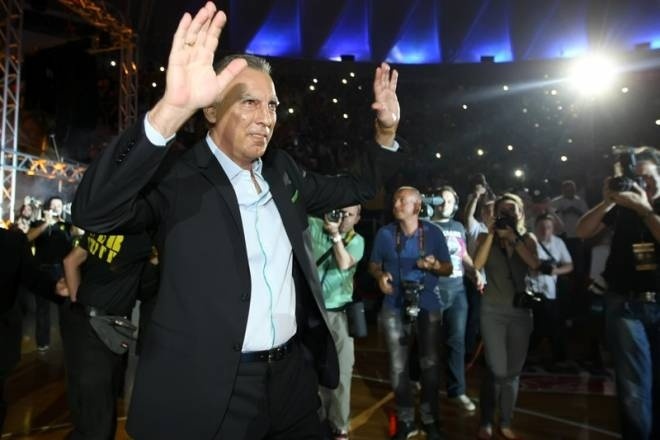 Βίντεο: Η αποθέωση και το «σας αγαπώ» του Νίκου Γκάλη