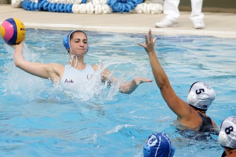 Άνετα η Βουλιαγμένη
