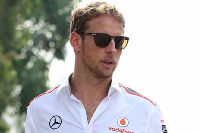 Μπάτον: «Ντροπιαστικές εμφανίσεις…»