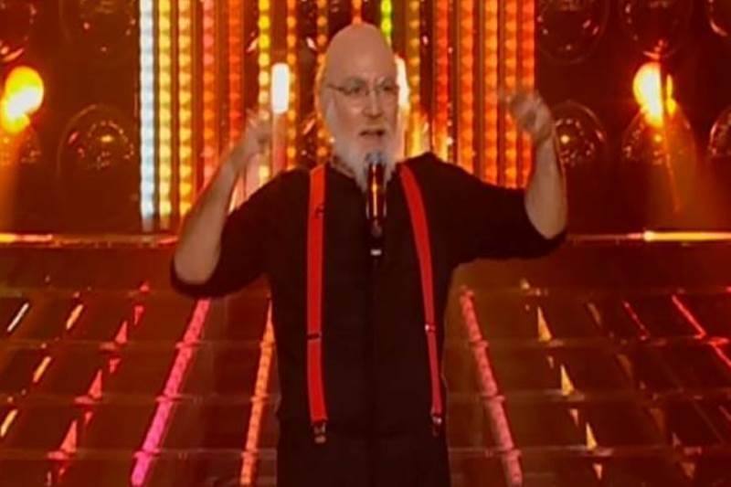 Ο Διονύσης Σαββόπουλος στο «Your face sounds familiar»;