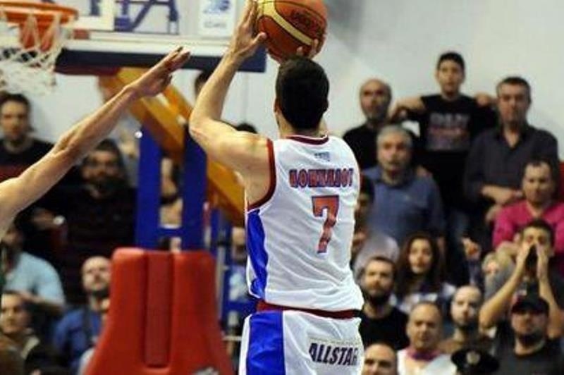 Αθηναίου: Ήμασταν μια γροθιά»