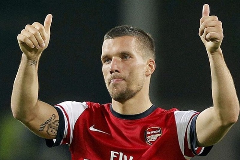 Άρσεναλ: Μένει ο Ποντόλσκι!