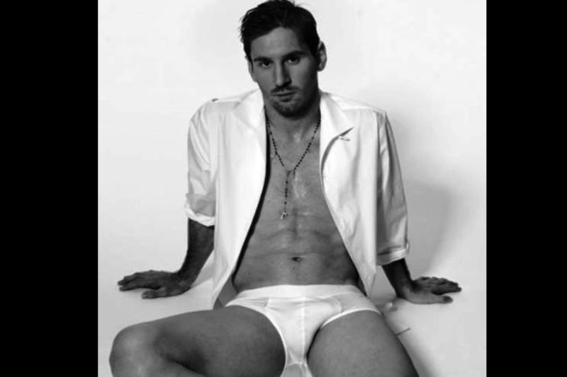 Μέσι: Ποζάρει γυμνός για τη Dolce Gabbana (photos+video)