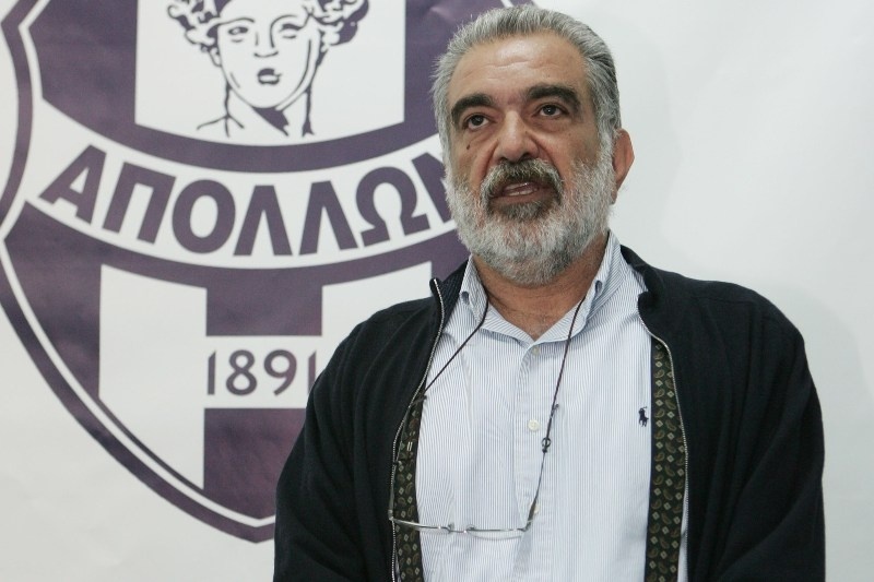 Βελλής: «Παράτυπες οι αδειοδοτήσεις»