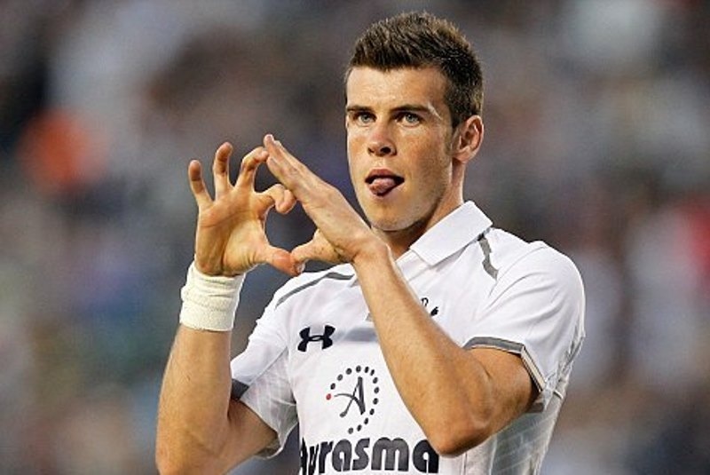 Τότεναμ: Μια ενδεκάδα… καρδιών ο Μπέιλ (photos)