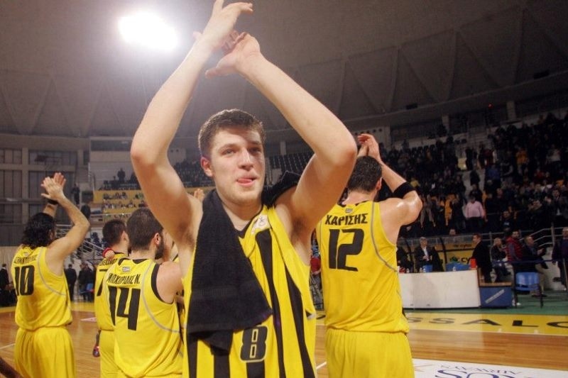 Σάσο Βεζένκοβ: «Θα αποφασίσει μόνος του ο Αλέξανδρος»