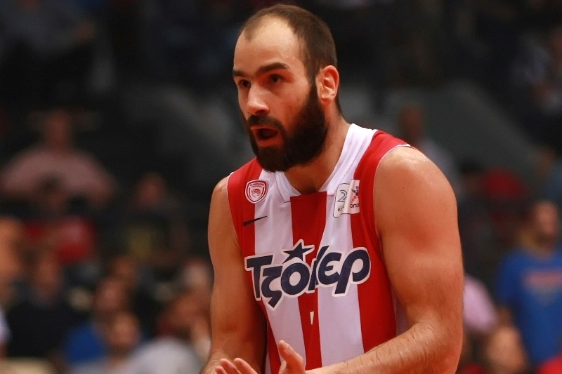 Ολυμπιακός: Απειλές σε Ραζνάτοβιτς για Σπανούλη