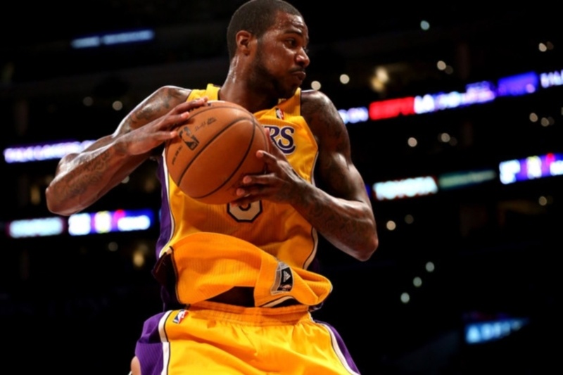 Κλίβελαντ Καβαλίερς: Πήραν Ερλ Κλαρκ