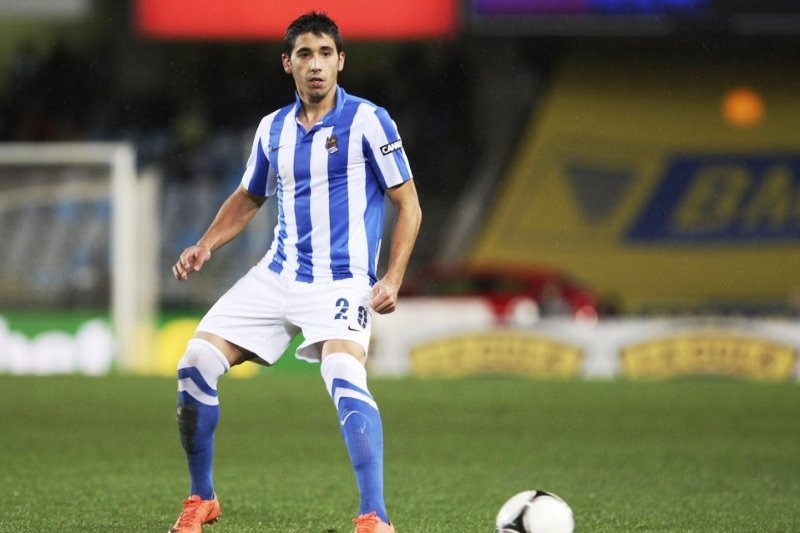 Σοσιεδάδ: Αγόρασε Χοσέ Άνχελ