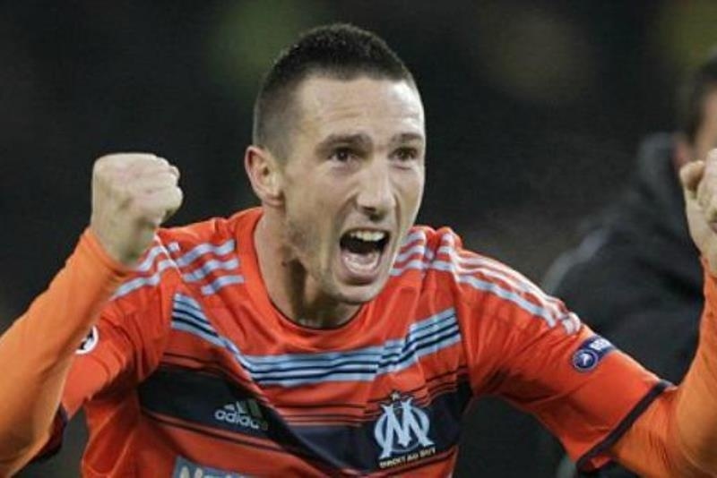 Oλυμπιακός: Και η Γουέστ Χαμ για Αμαλφιτανό