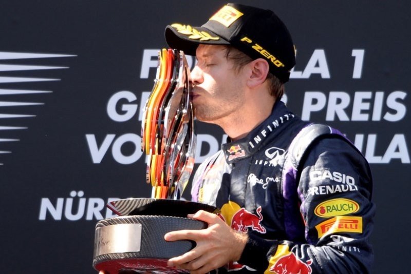 Ρεντ Μπουλ: Μετά τους Σουμάχερ ο Φέτελ!