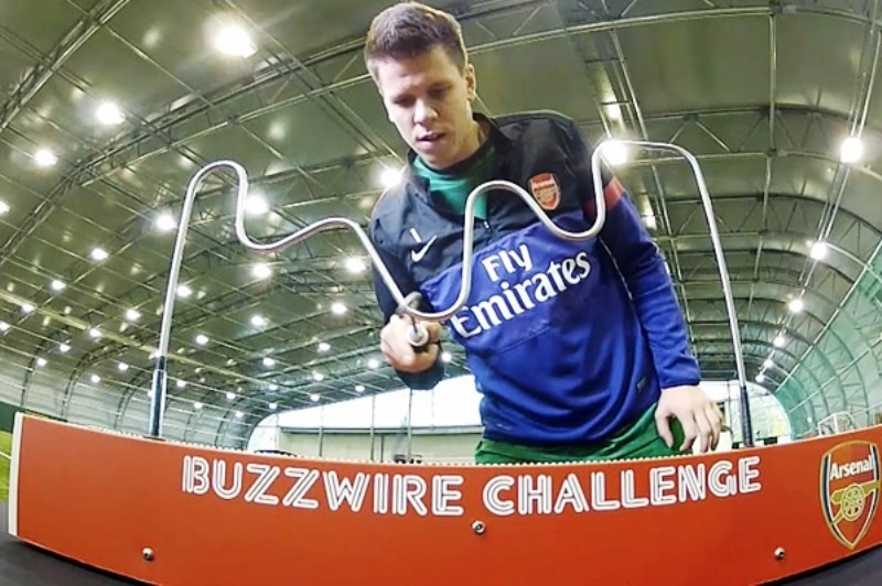 Άρσεναλ: Νικητής στο buzzwire ο Σέζνι (video)