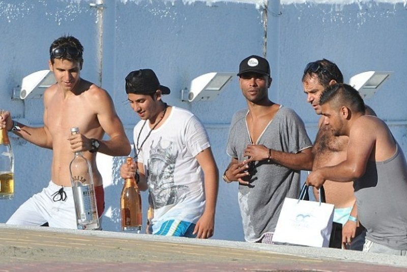 Τσέλσι: Βουτιές στη Μαρμπέγια ο Κόουλ (photos)